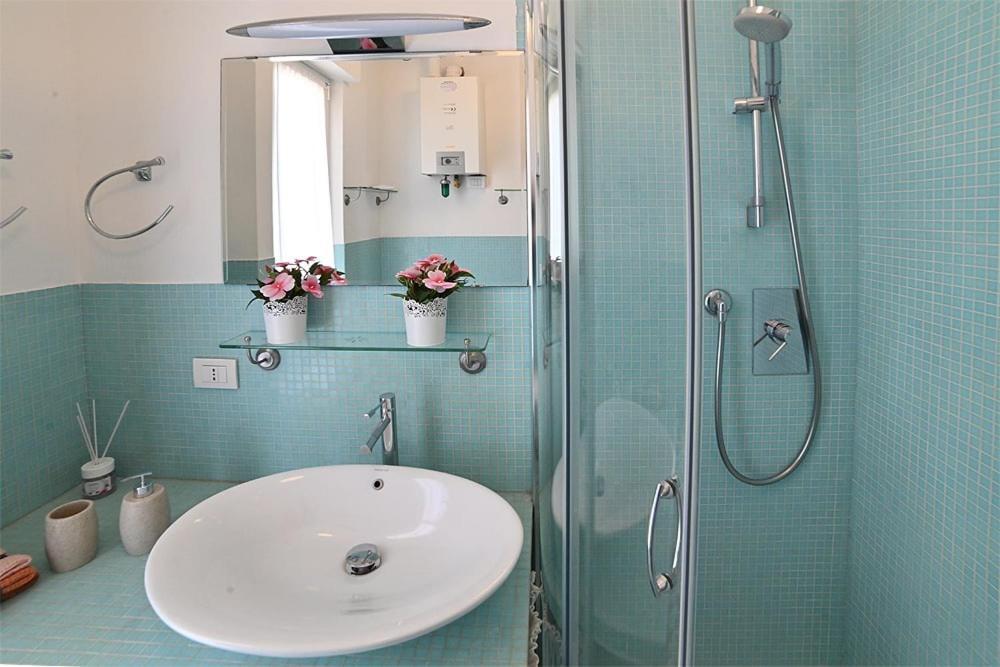 Conero Casa - Marcelli Di Numana In Via Litoranea 101 Sul Mare Vista Spiaggia Con Parcheggio Esclusivo Экстерьер фото
